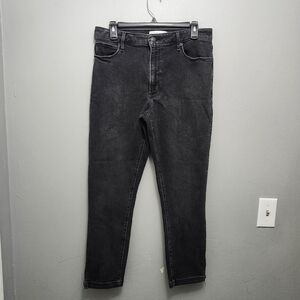 Abercrombie and Fitch women's high rise super skinny ankle jeans dark gr…